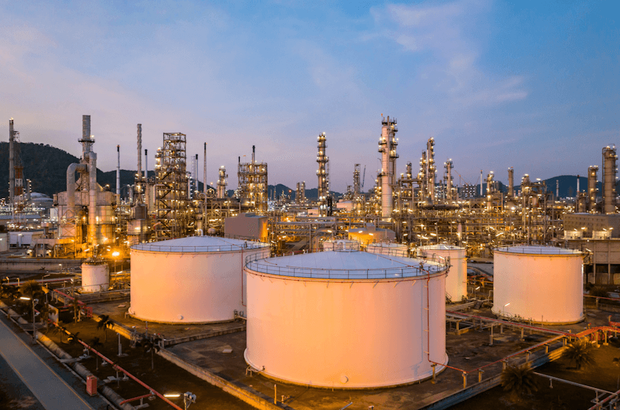 Componentes de bronze na indústria de petróleo e gás